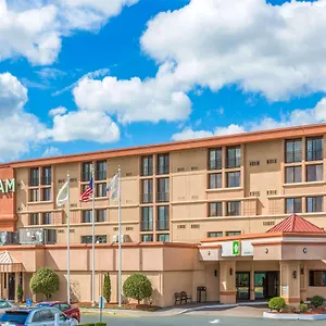Wyndham Garden Airport Estados Unidos