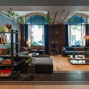 Dossier Hotel