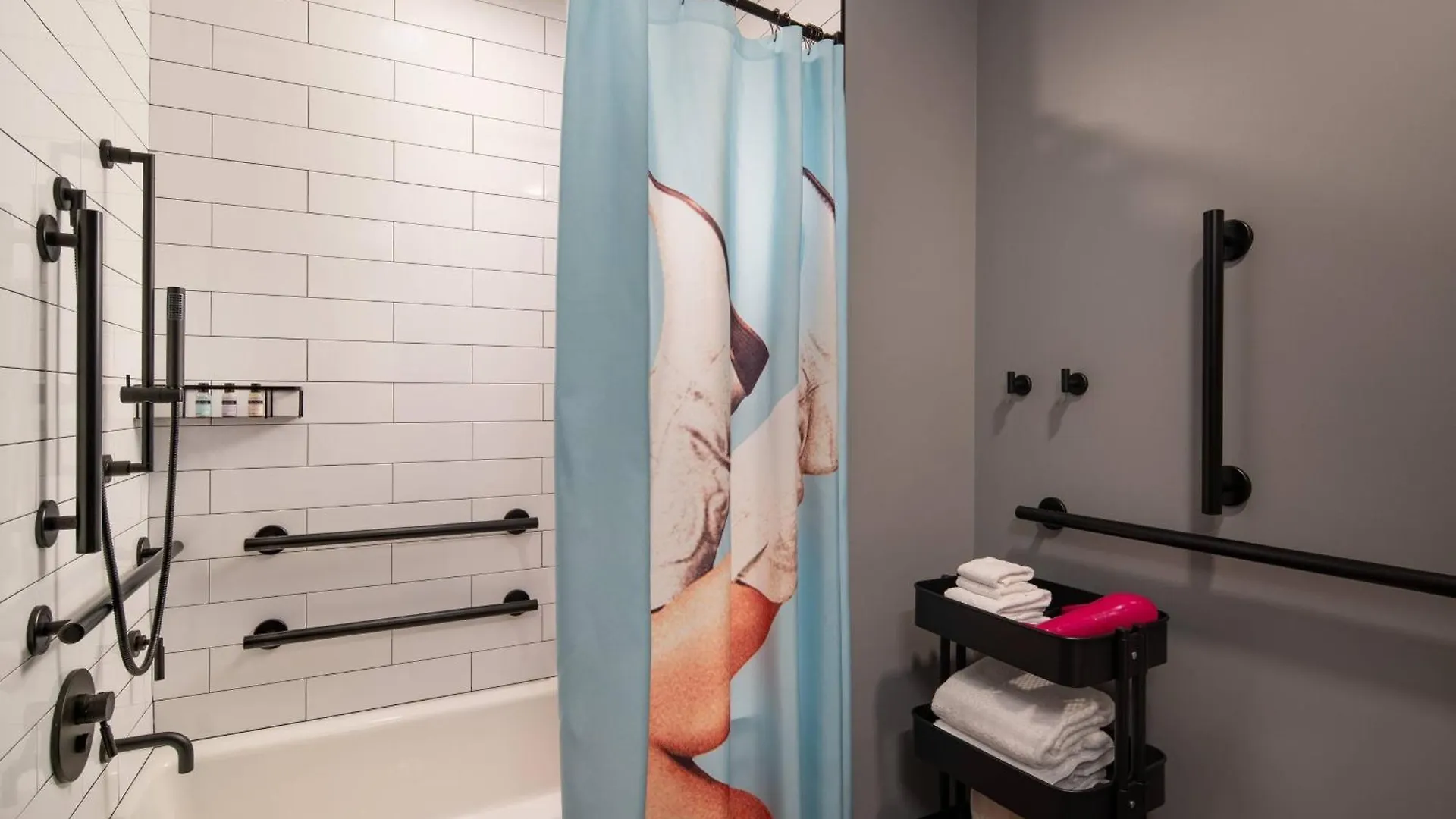 Moxy Portland Downtown Hotel