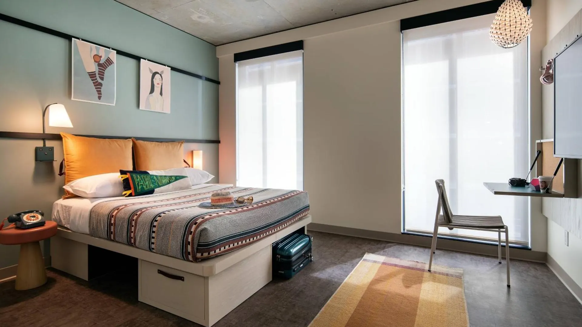 **  Moxy Portland Downtown Hotel United States