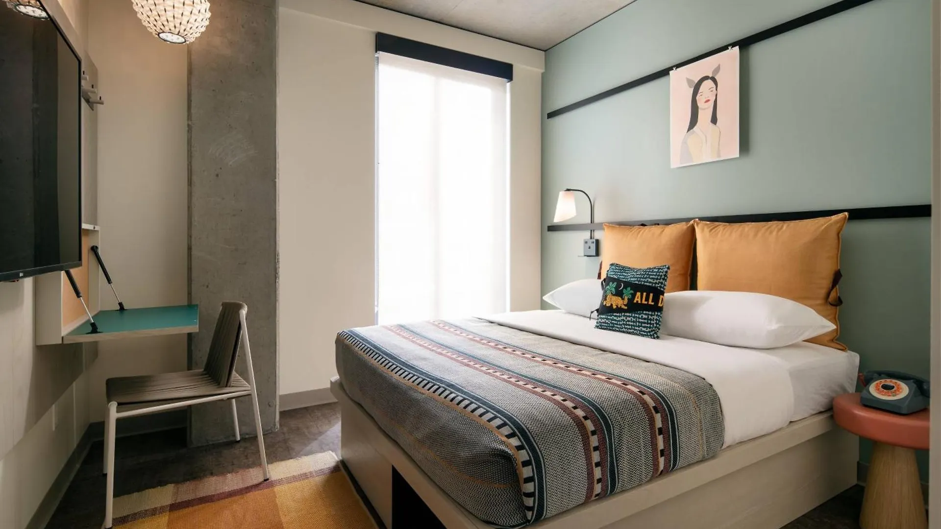 Moxy Portland Downtown Hotel