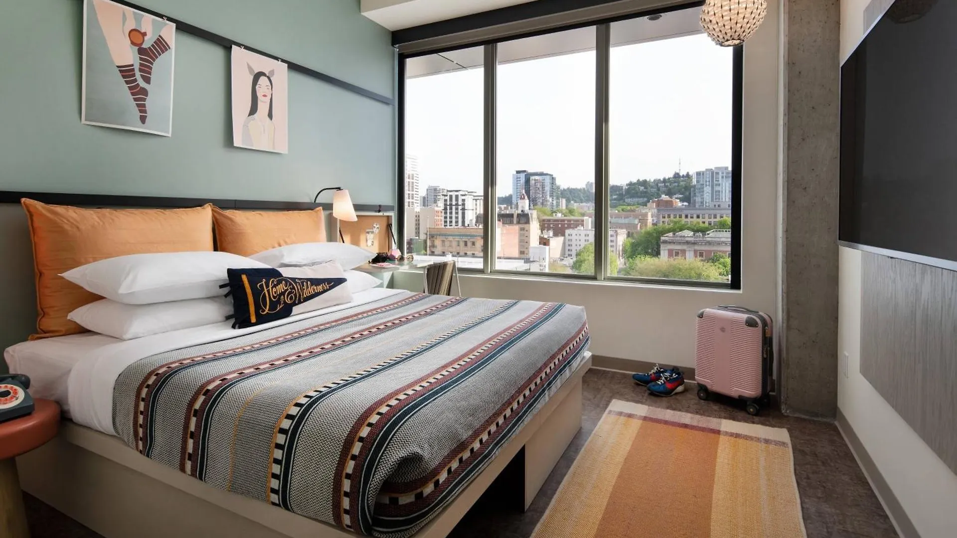 Moxy Portland Downtown Hotel 2*,  United States